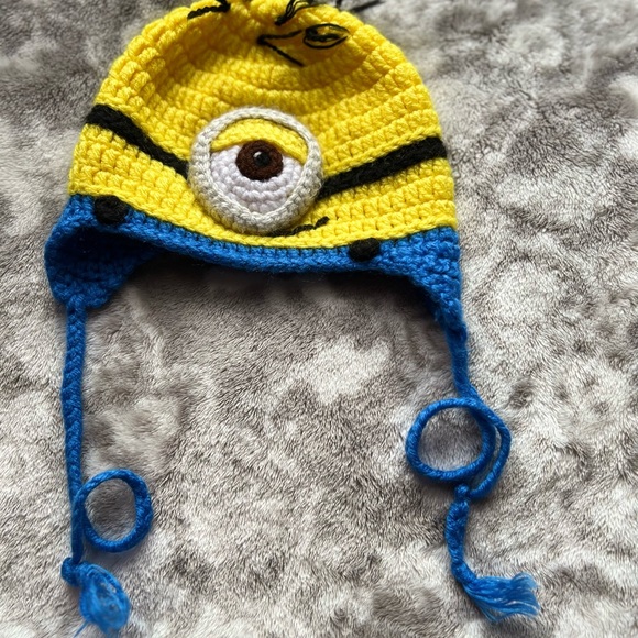 Minions Baby Hat used in Good condition Yellow, Blue, White, Black - Picture 2 of 4